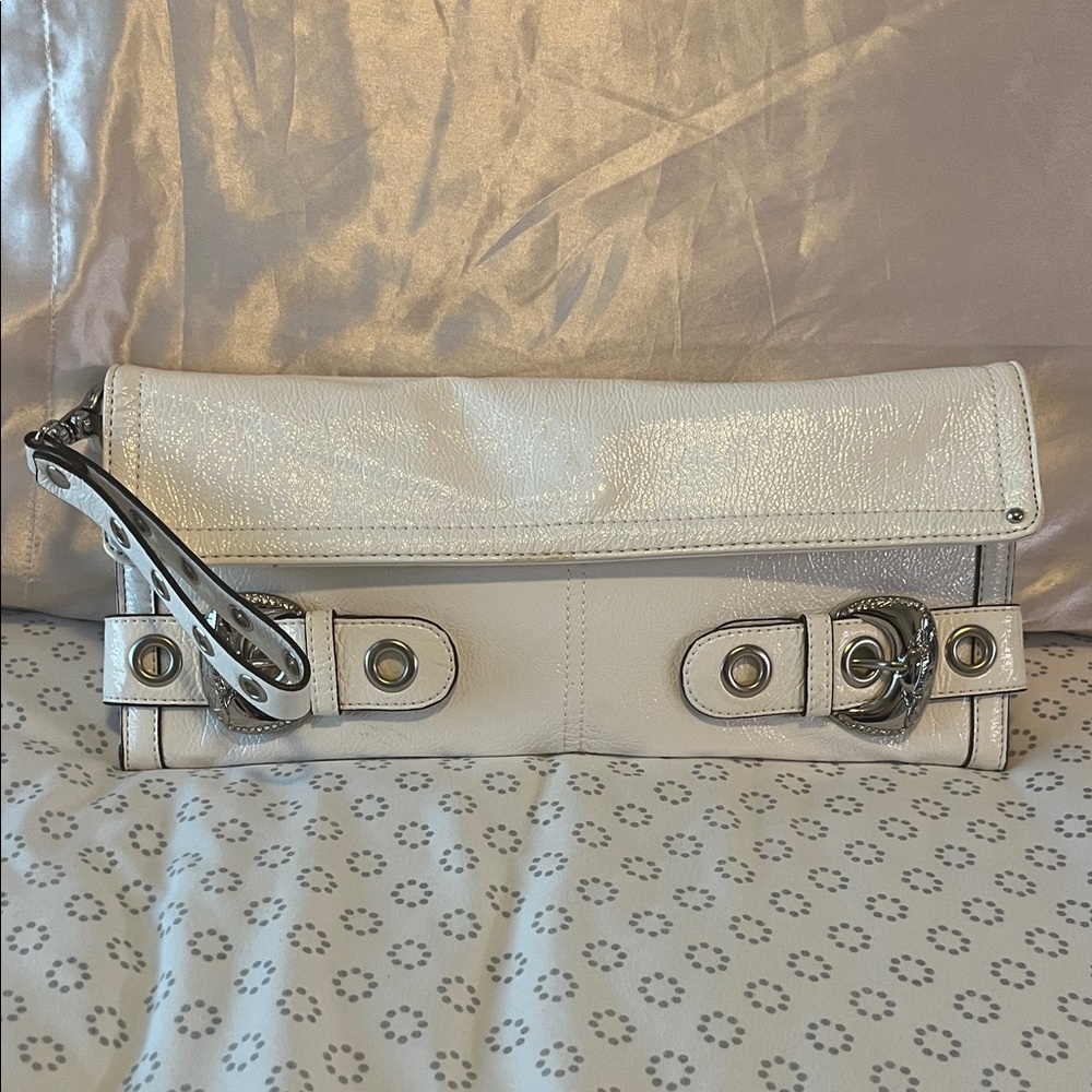 KATHY White Clutch Bag BUCKLE WRISTLET 👜